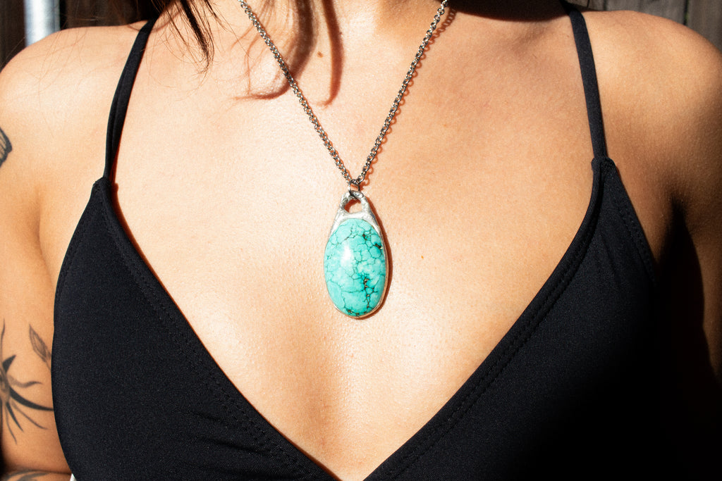 Cove Necklace